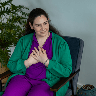 Kussé, Caroline Caroline Kussé